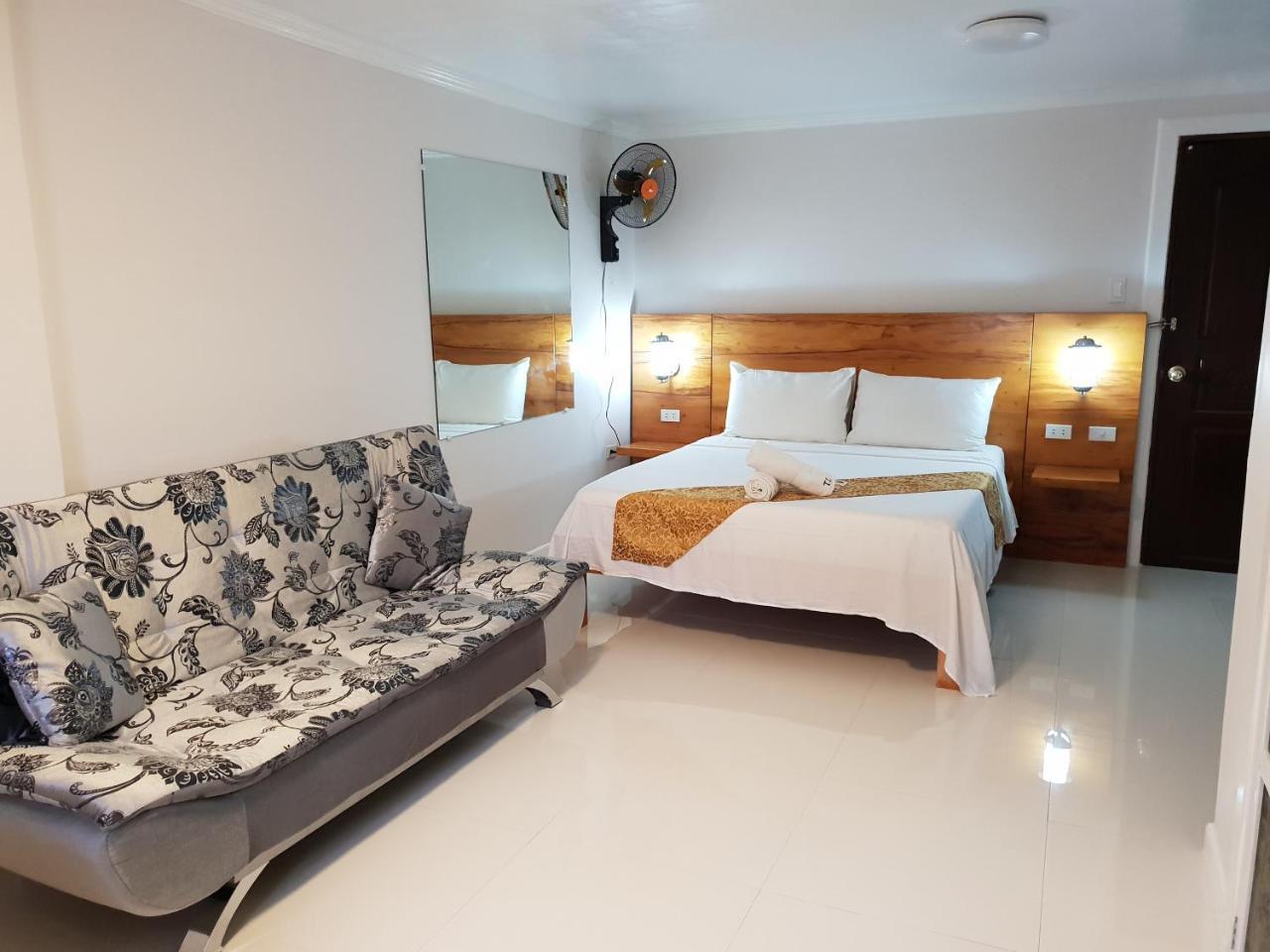 Treasure Island Resort Olóngapo Habitación foto