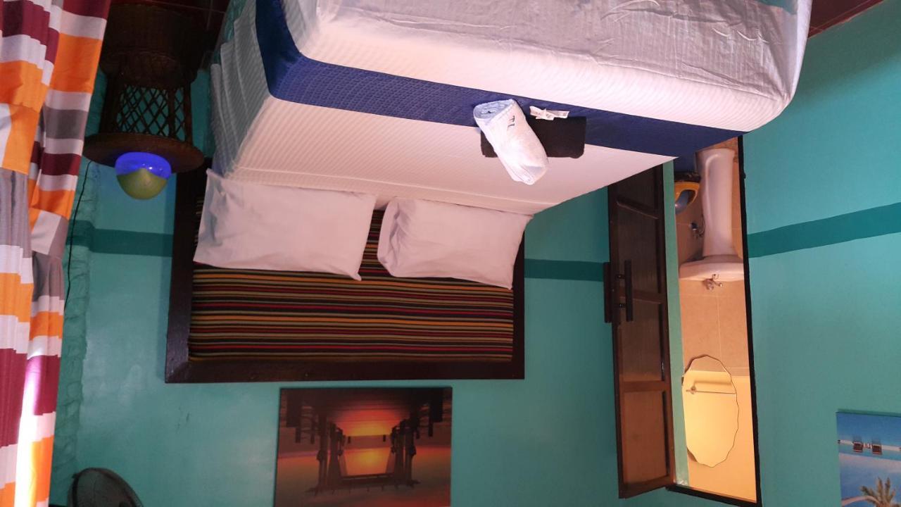Treasure Island Resort Olóngapo Habitación foto